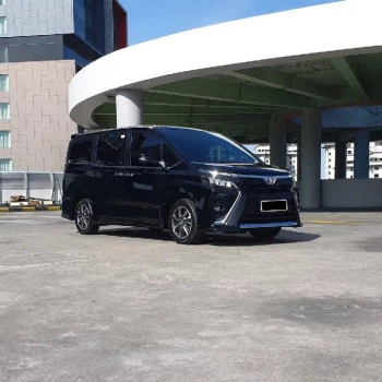 Toyota Voxy 2.0L Automatic 2018