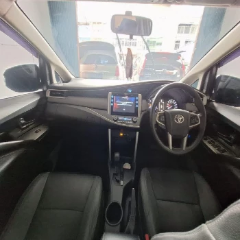 Toyota Innova 2.4L V Diesel Automatic 2017