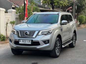 Nissan Terra 2.5 L Automatic 2018