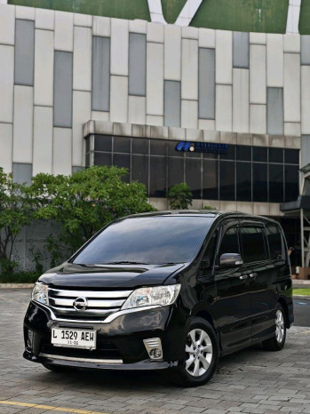 Nissan Serena 2.0L HWS Automatic 2013