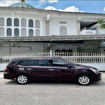 Nissan Grand Livina SV Automatic 2015