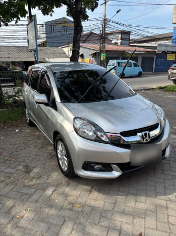 Honda Mobilio 1.5L E Automatic 2014