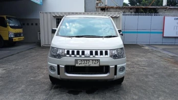 Mitsubishi Delica 2.0L Royal Automatic 2016