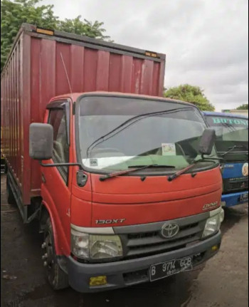 Hino Dutro 115 HD Manual 2012