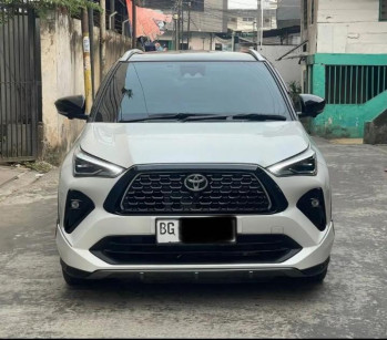 Toyota Yaris 1.5L S Automatic 2025