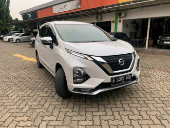 Nissan Grand Livina 1.5L VL Automatic 2021
