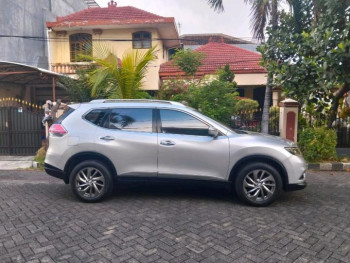 Nissan X-Trail 2.5L Automatic 2014