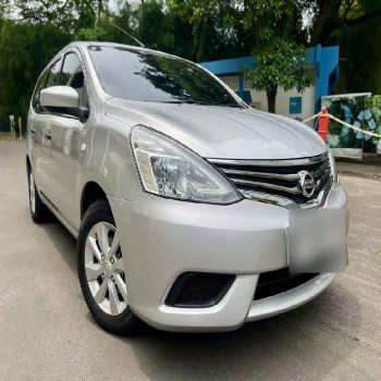 Nissan Grand Livina SV Automatic 2013