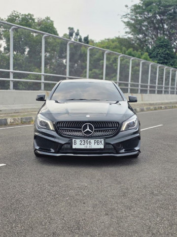 Mercedes-Benz CLA-Class CLA200 Automatic 2014