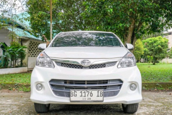 Toyota Avanza 1.5L Veloz Automatic 2013