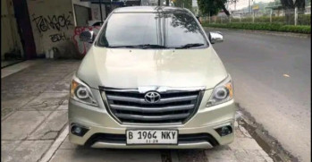 Toyota Innova 2.0L G Bensin Automatic 2013