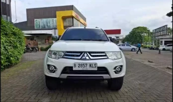 Mitsubishi Pajero Sport 2.5L GLX 4x4 Automatic 2015