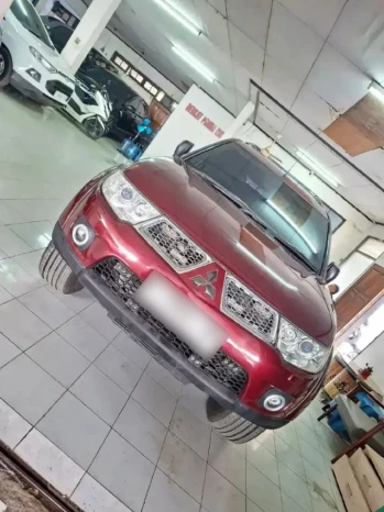 Mitsubishi Pajero Sport 2.4L Dakar 4x2 Automatic 2012