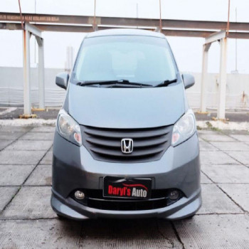 Honda Freed 1.5L E Automatic 2009