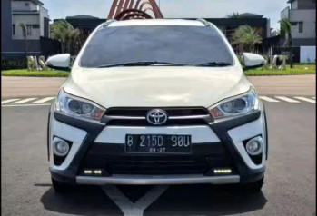 Toyota Yaris 1.5L Heykers Automatic 2017