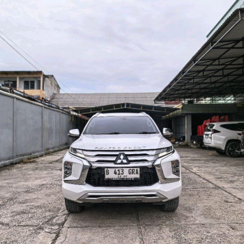 Mitsubishi Pajero Sport 2.4L Dakar 4x2 Automatic 2022