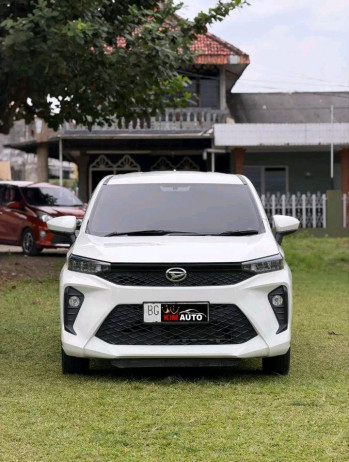 Daihatsu Xenia 1.3L R DLX Automatic 2022