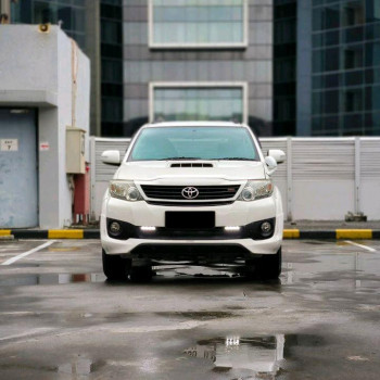 Toyota Fortuner 2.5L G VNT Diesel Automatic 2014