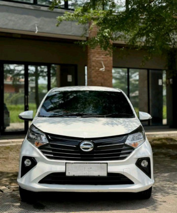 Daihatsu Sigra 1.2L R Manual 2022