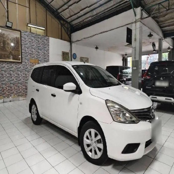 Nissan Grand Livina SV Automatic 2015