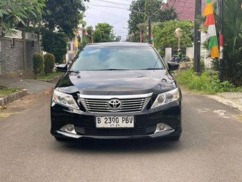 Toyota Camry 2.5L V Automatic 2013