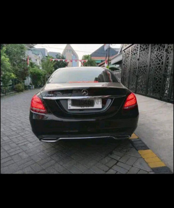 Mercedes-Benz C-Class C200 Avantgarde Automatic 2014