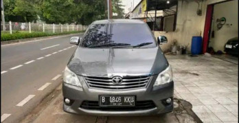 Toyota Innova 2.0L G Bensin Automatic 2012