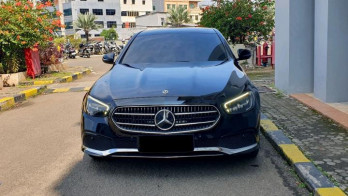 Mercedes-Benz E-Class E200 AMG Automatic 2022