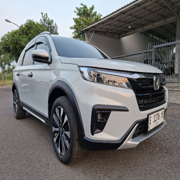 Honda BR-V 1.5L Prestige Sensing Automatic 2023