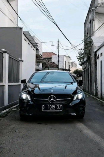 Mercedes-Benz CLA-Class CLA200 Automatic 2015