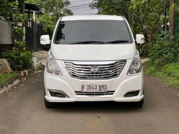 Hyundai H-1 2.5L Royale Diesel Automatic 2016
