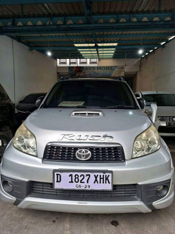 Toyota Rush 1.5L TRD  Manual 2014