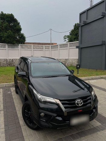 Toyota Fortuner 2.4L VRZ TRD Diesel Automatic 2020