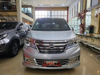 Nissan Serena 2.0L HWS Automatic 2015