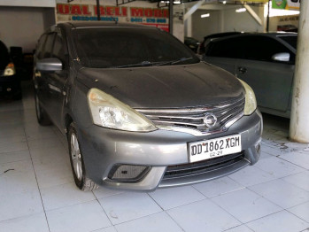 Nissan Grand Livina SV Automatic 2013