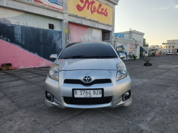 Toyota Yaris 1.5L S Automatic 2012
