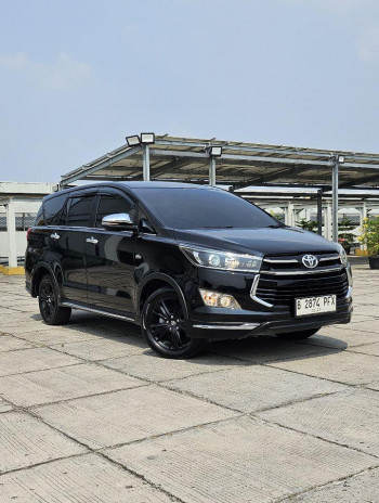 Toyota Innova 2.0L Q Venturer Bensin Automatic 2019