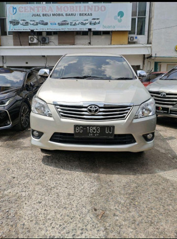 Toyota Innova 2.5L G Diesel Automatic 2012