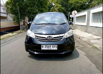 Honda Freed 1.5L S Automatic 2014