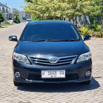 Toyota Corolla Altis 1.8L G Automatic 2011