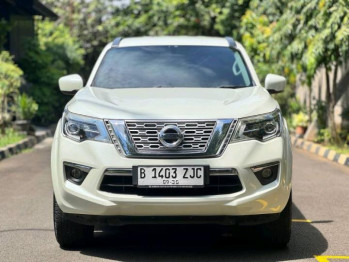 Nissan Terra 2.5 L Automatic 2018