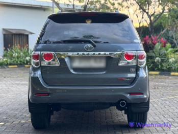 Toyota Fortuner 2.5L G VNT Diesel Manual 2012