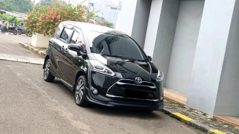 Toyota Sienta 1.5L Q Automatic 2016