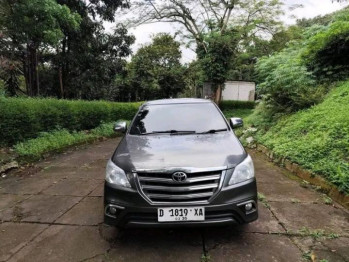 Toyota Innova 2.5L G Diesel Automatic 2015