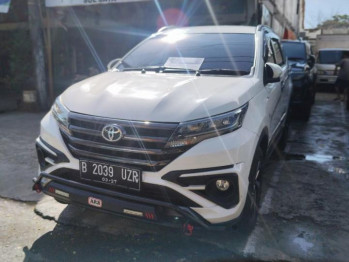 Toyota Rush 1.5L GR Sport Manual 2023