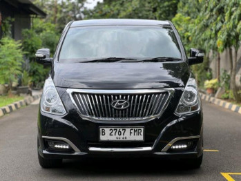 Hyundai H-1 2.4L Royale Bensin Automatic 2018