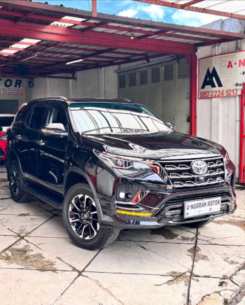 Toyota Fortuner 2.8L GR Sport 4x2 Automatic 2022