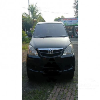 Toyota Avanza 1.3L E Manual 2010