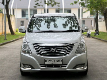 Hyundai H-1 2.4L Royale Bensin Automatic 2014