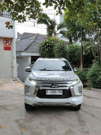 Mitsubishi Pajero Sport 2.4L Dakar 4x2 Automatic 2023